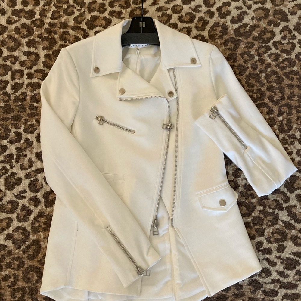 Veronica Beard Scuba jacket in white